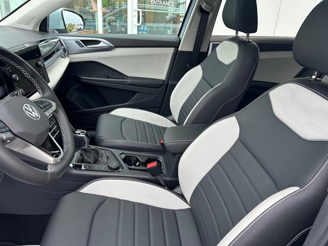 2026 Volkswagen Taos Highline 4dr All-Wheel Drive 4MOTION Photo