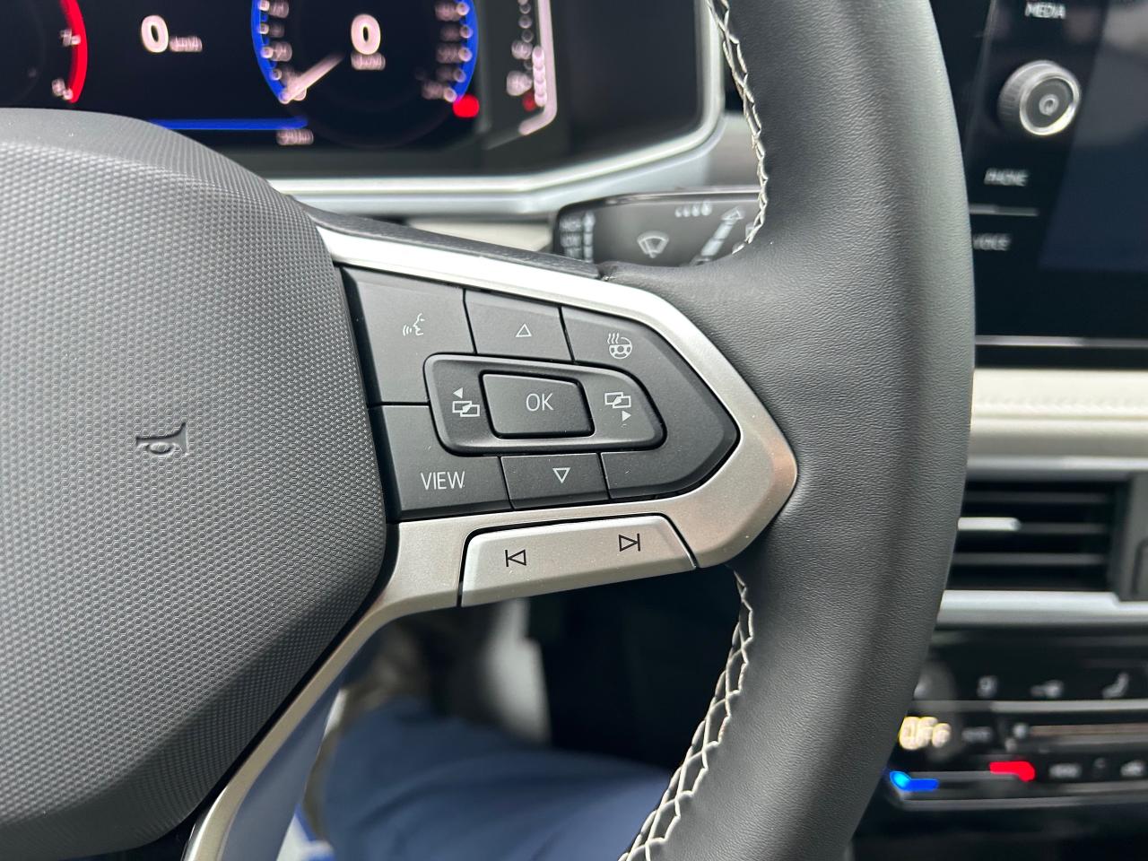 2026 Volkswagen Taos Highline 4dr All-Wheel Drive 4MOTION Photo