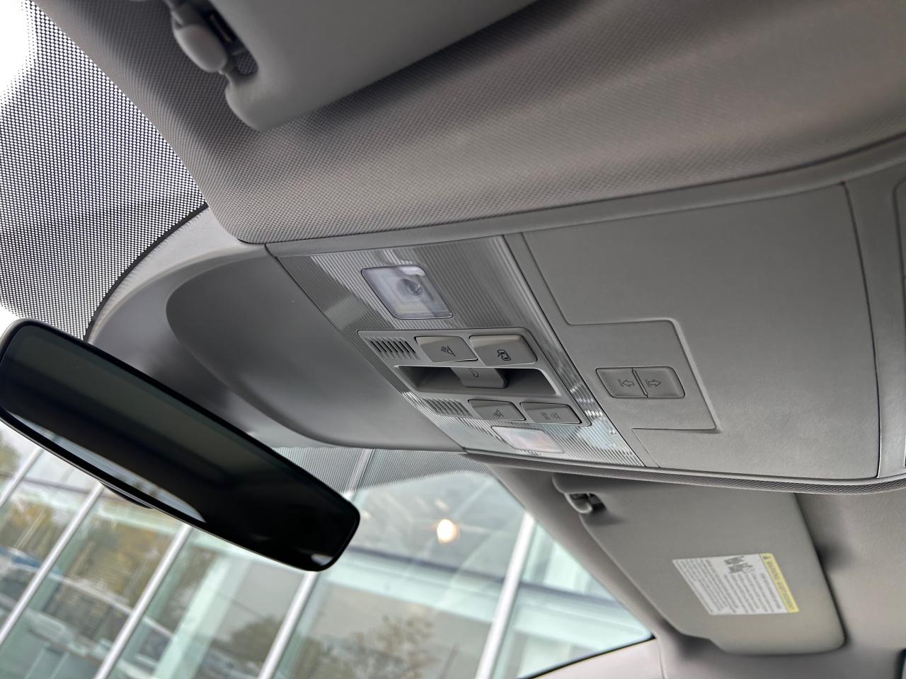 2026 Volkswagen Taos Highline 4dr All-Wheel Drive 4MOTION Photo