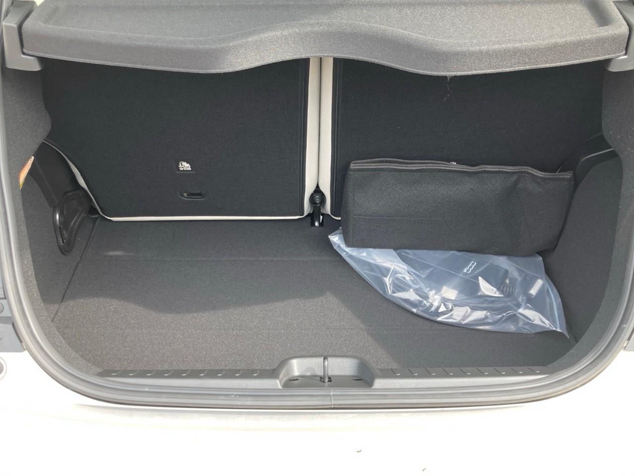 2025 Fiat 500E Base 2dr Hatchback Photo