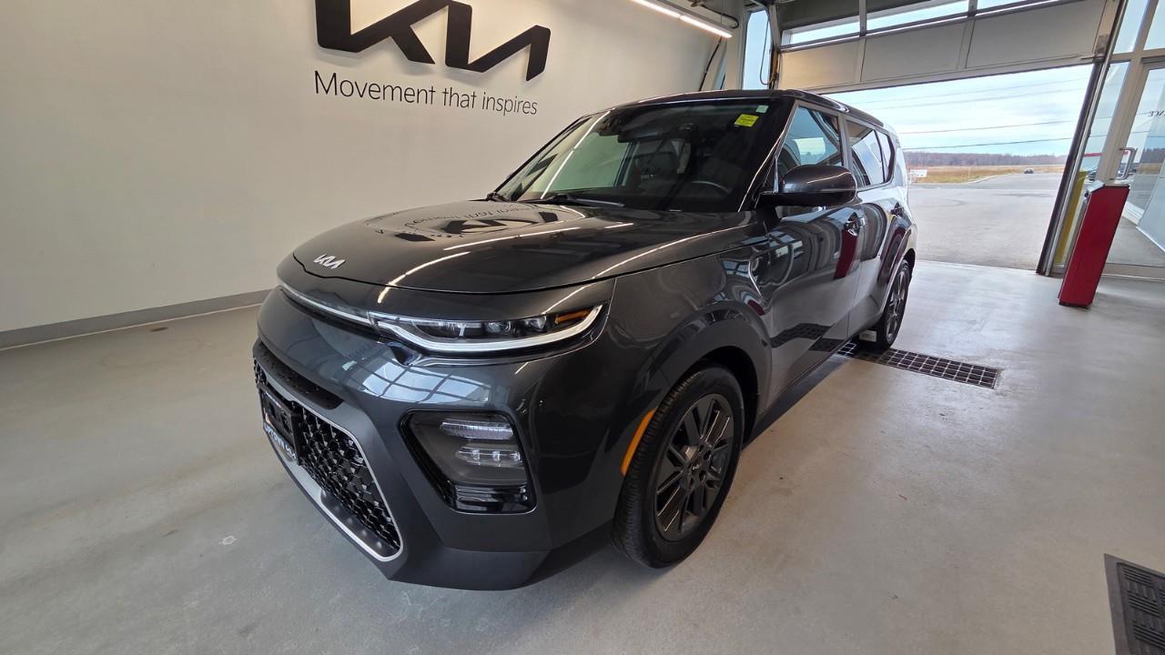 2022 Kia Soul EX+ 4dr Hatchback Photo0