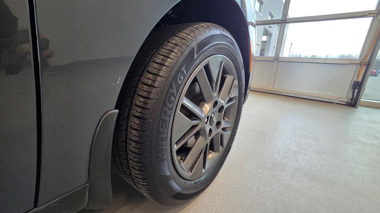 2022 Kia Soul EX+ 4dr Hatchback Photo