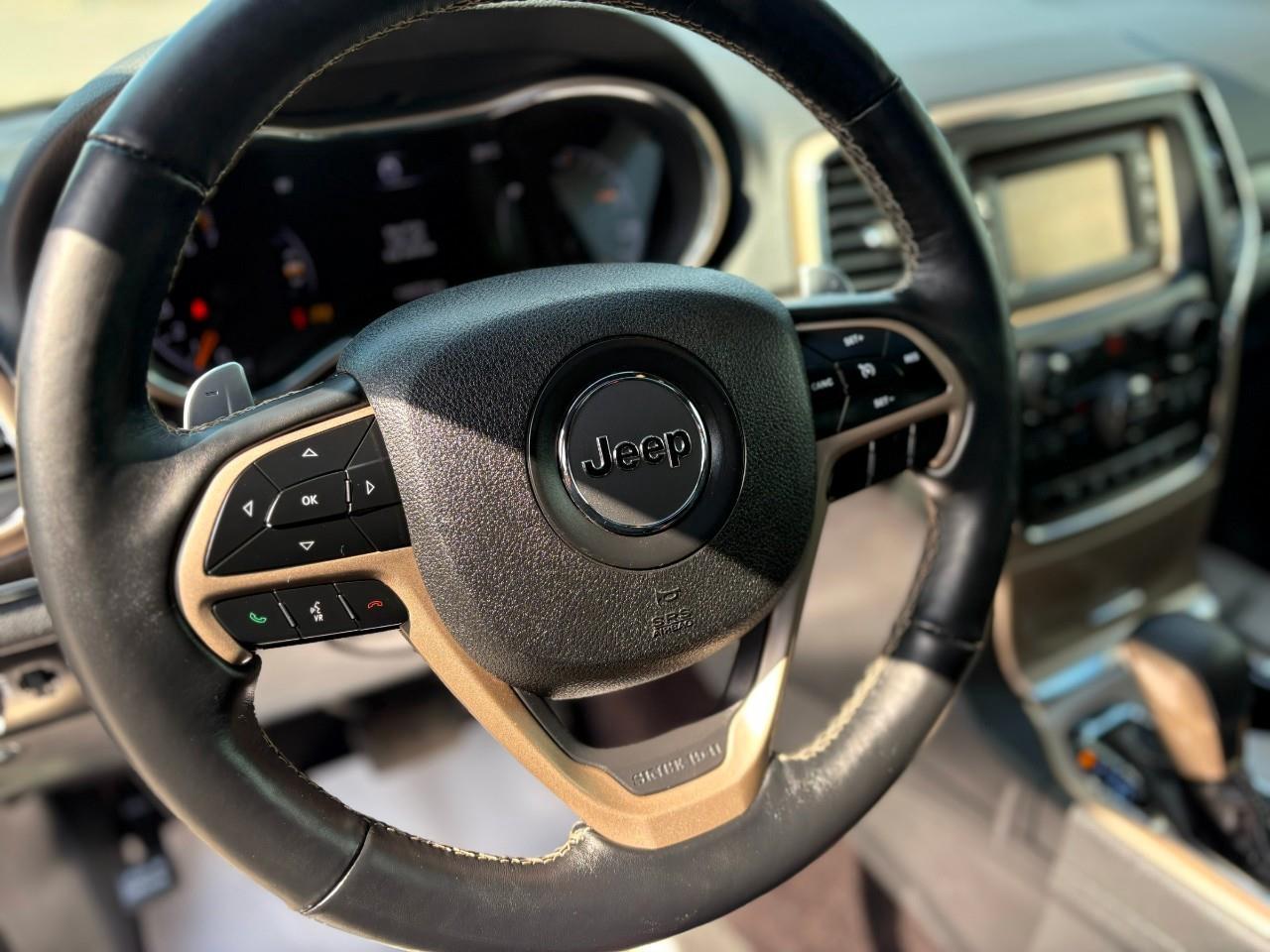 2017 Jeep Grand Cherokee Limited 4dr 4x4 Photo