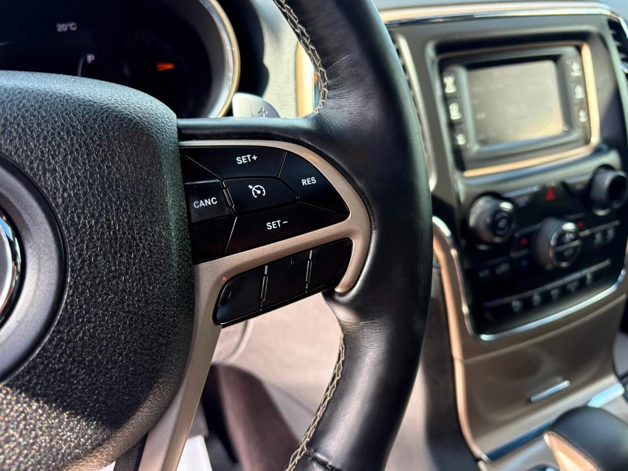 2017 Jeep Grand Cherokee Limited 4dr 4x4 Photo