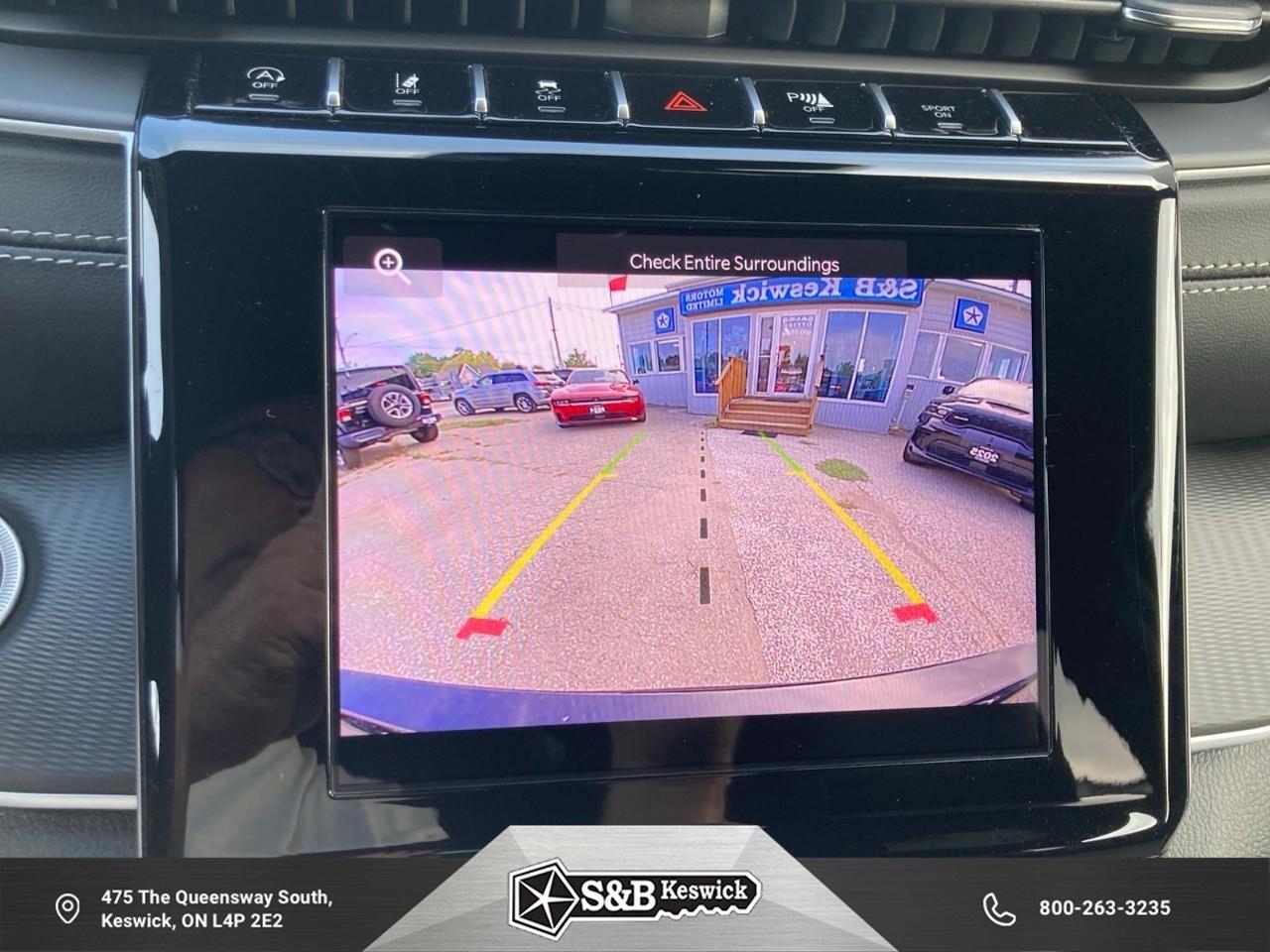 2025 Jeep Grand Cherokee L Laredo 4dr 4x4 Photo