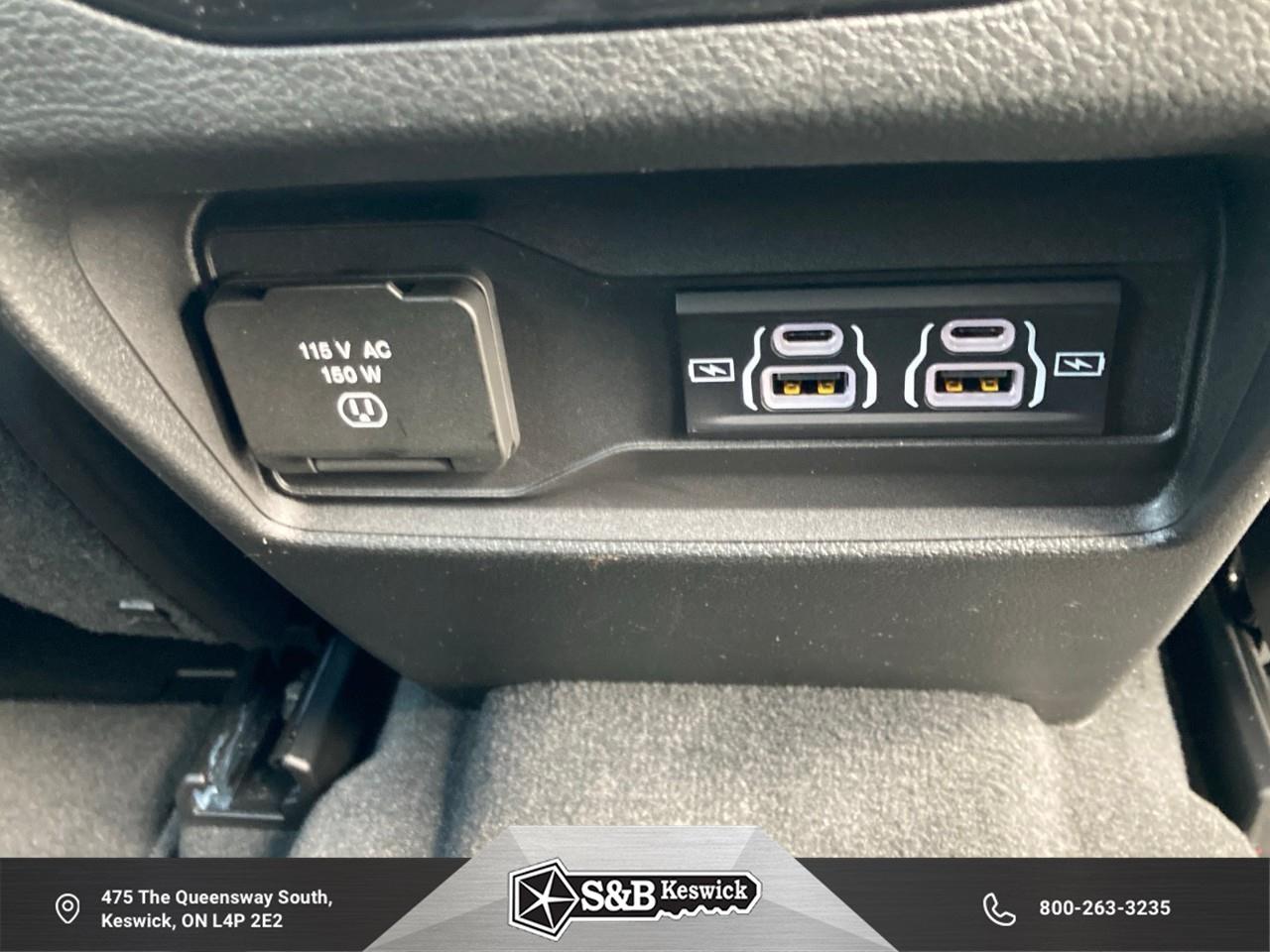 2025 Jeep Grand Cherokee L Laredo 4dr 4x4 Photo