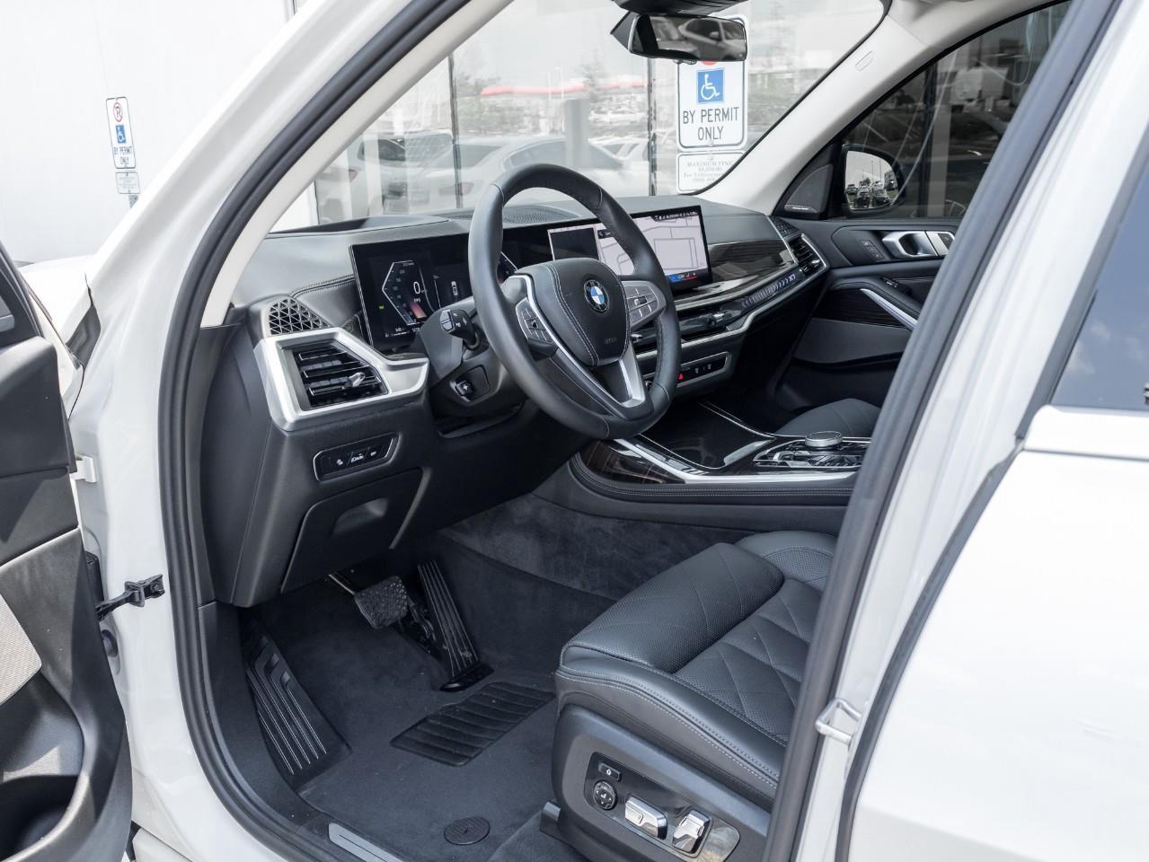 2024 BMW X7 xDrive40i 4dr All-Wheel Drive Sports Activity Vehicle Photo