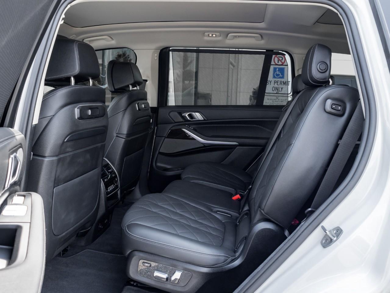 2024 BMW X7 xDrive40i 4dr All-Wheel Drive Sports Activity Vehicle Photo