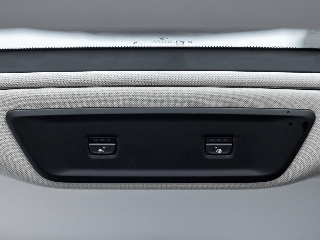 2024 BMW X7 xDrive40i 4dr All-Wheel Drive Sports Activity Vehicle Photo