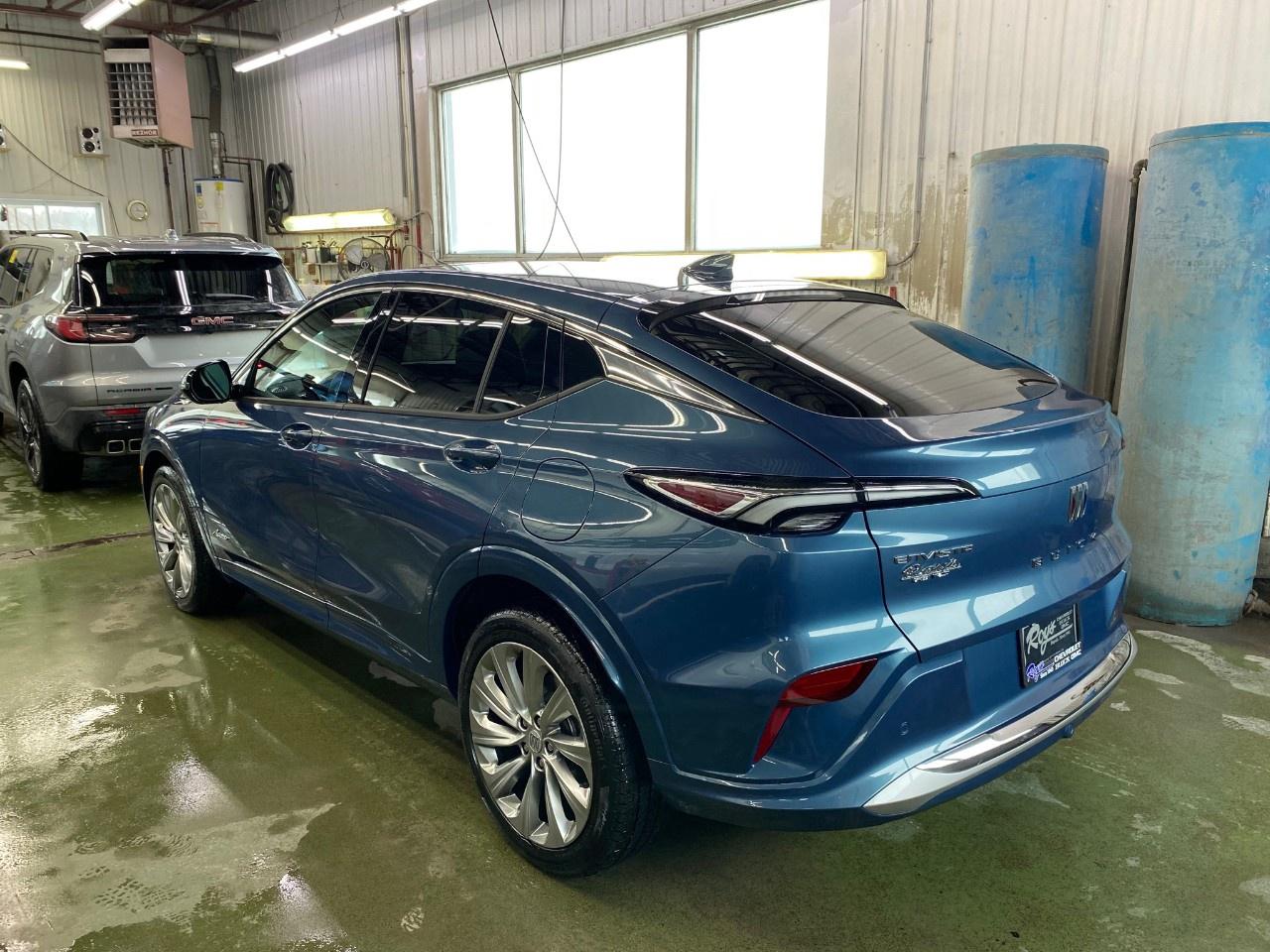 2025 Buick Envista FWD 4dr Avenir Photo