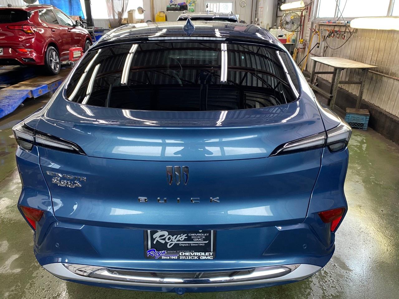 2025 Buick Envista FWD 4dr Avenir Photo