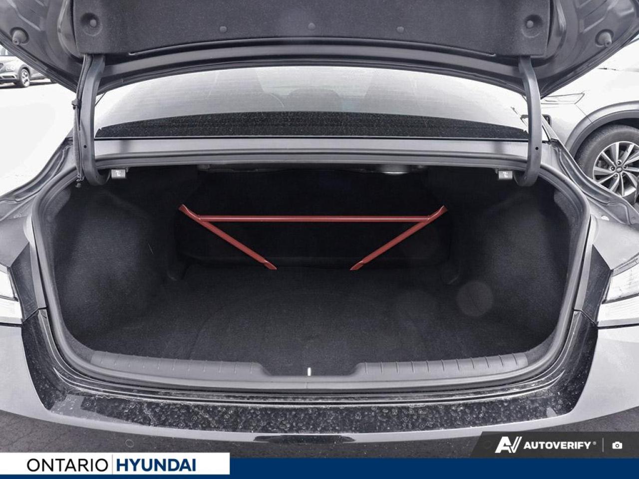 2022 Hyundai Elantra N Base 4dr Sedan Photo