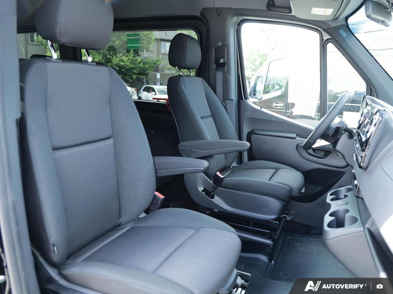 2025 Mercedes-Benz Sprinter 2500 High Roof 4-Cyl Diesel HO Sprinter 2500 Passenger Van 170 in. WB Rear-Wheel Drive Photo