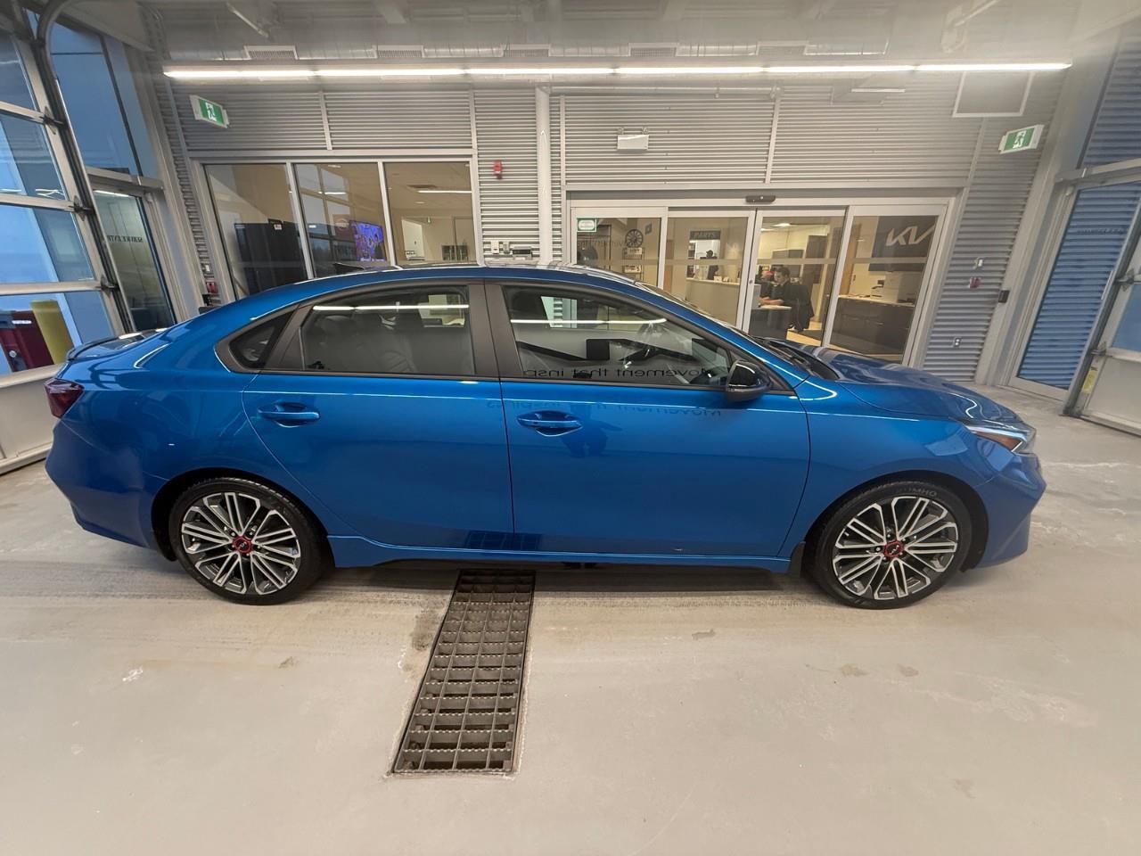 2022 Kia Forte GT Limited 4dr Sedan Photo