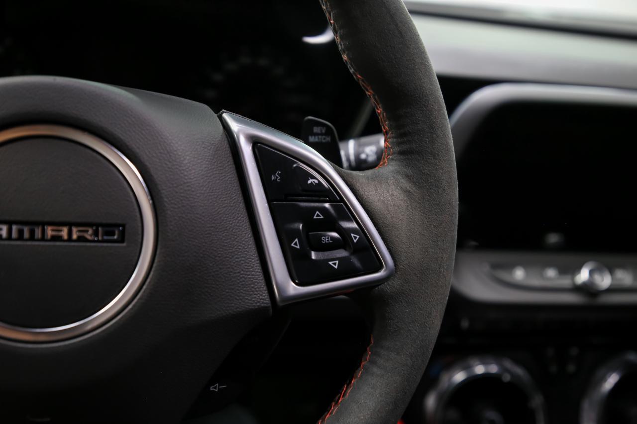 2021 Chevrolet Camaro ZL1 1LE EXTREME TRACK PACK MANUAL 650HP 1OWNER Photo