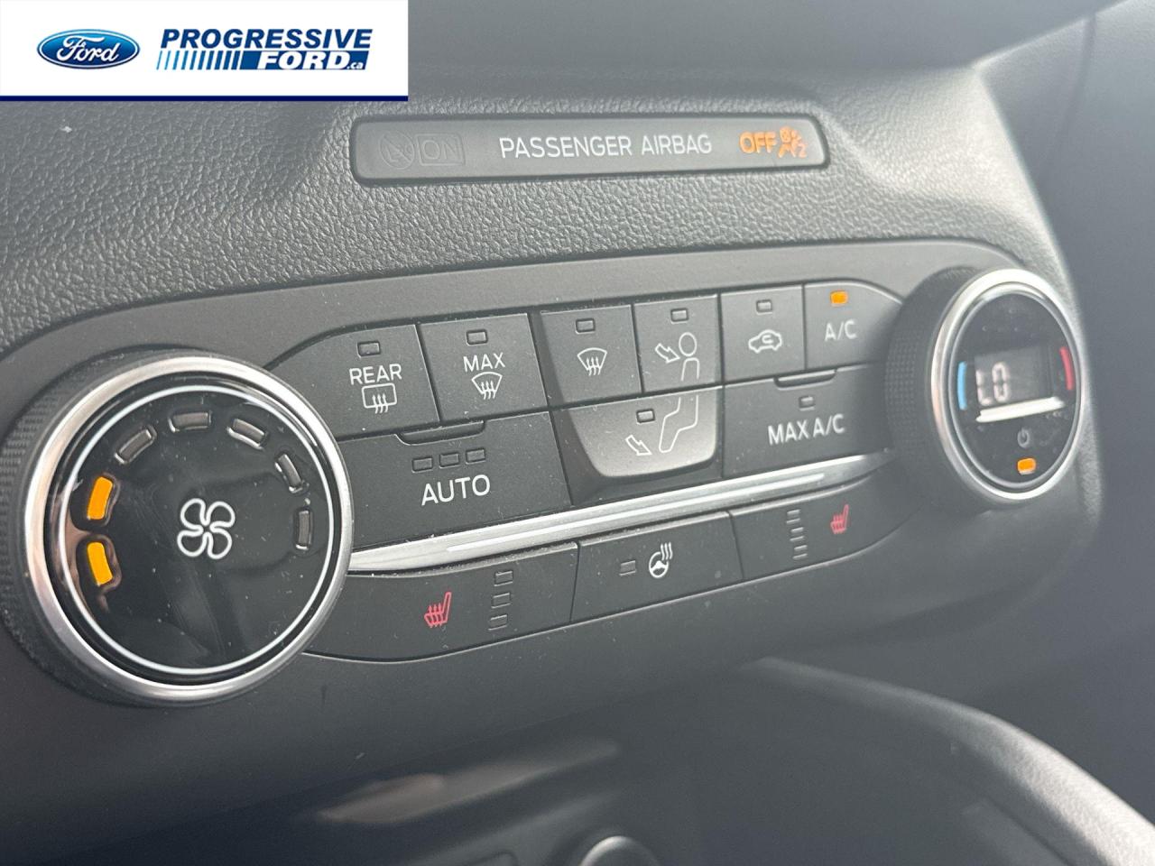 2020 Ford Escape SEL 4dr All-Wheel Drive Photo