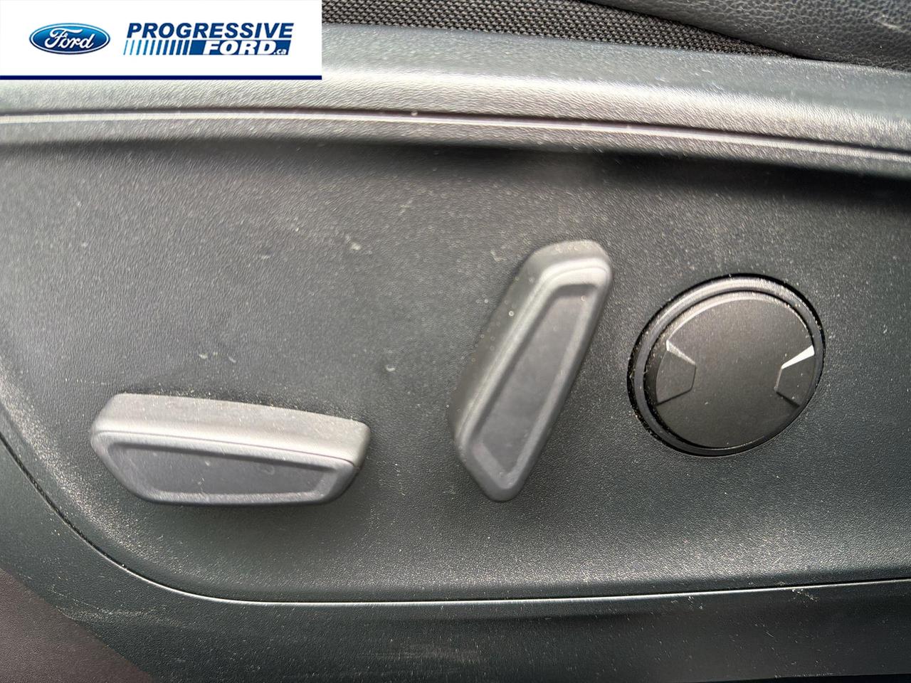 2020 Ford Escape SEL 4dr All-Wheel Drive Photo