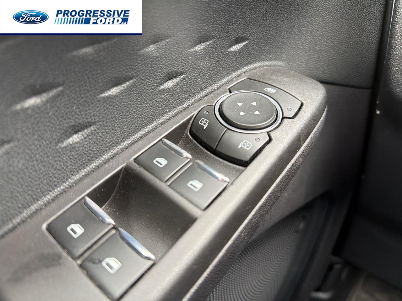 2020 Ford Escape SEL 4dr All-Wheel Drive Photo