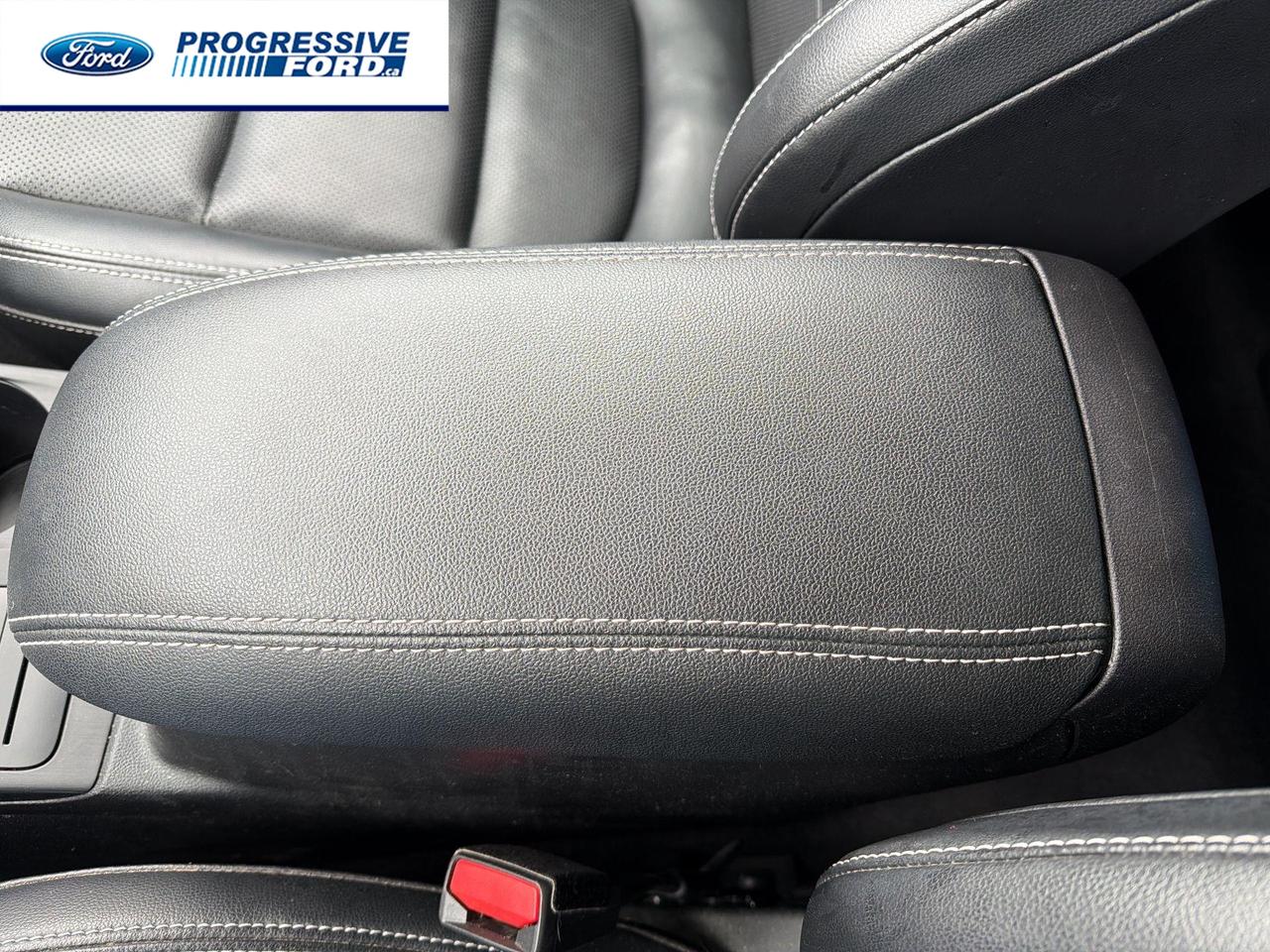 2020 Ford Escape SEL 4dr All-Wheel Drive Photo