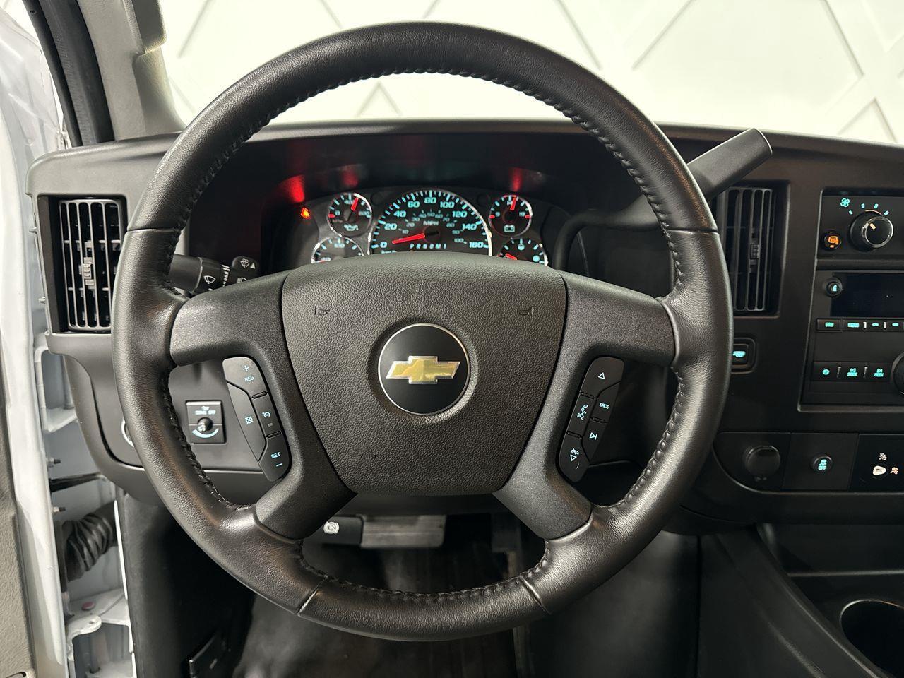 2023 GMC Savana 2500  Photo