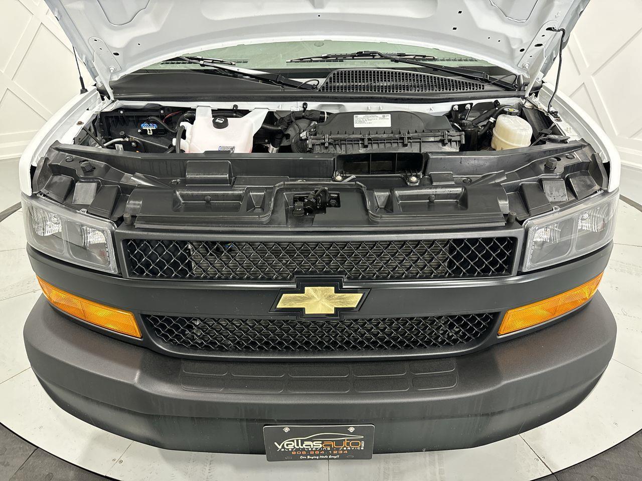 2023 GMC Savana 2500  Photo