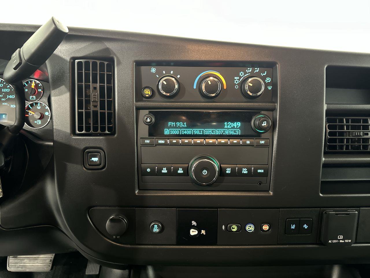 2023 GMC Savana 2500  Photo