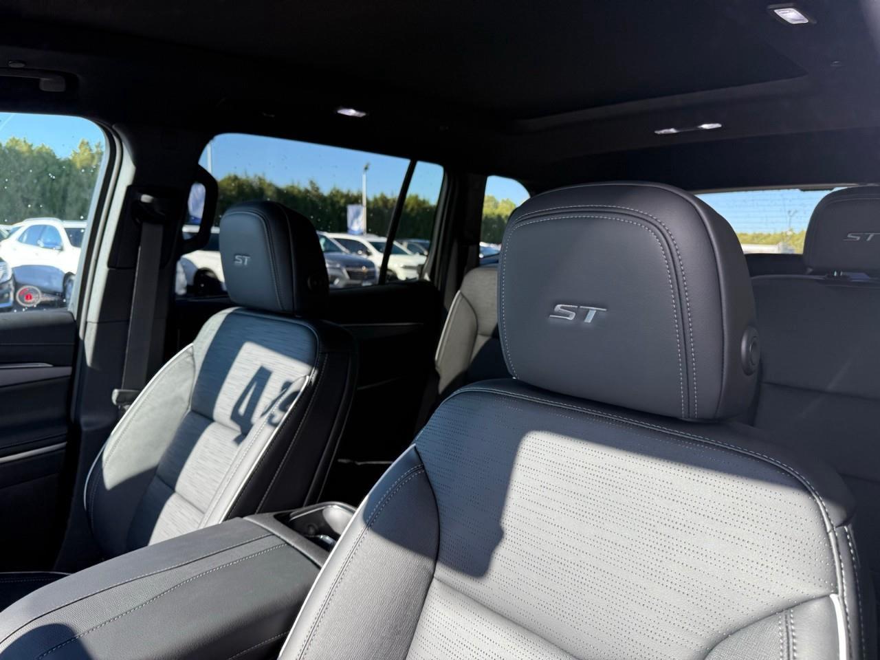 2026 Buick Enclave Sport Touring 4dr All-Wheel Drive Photo