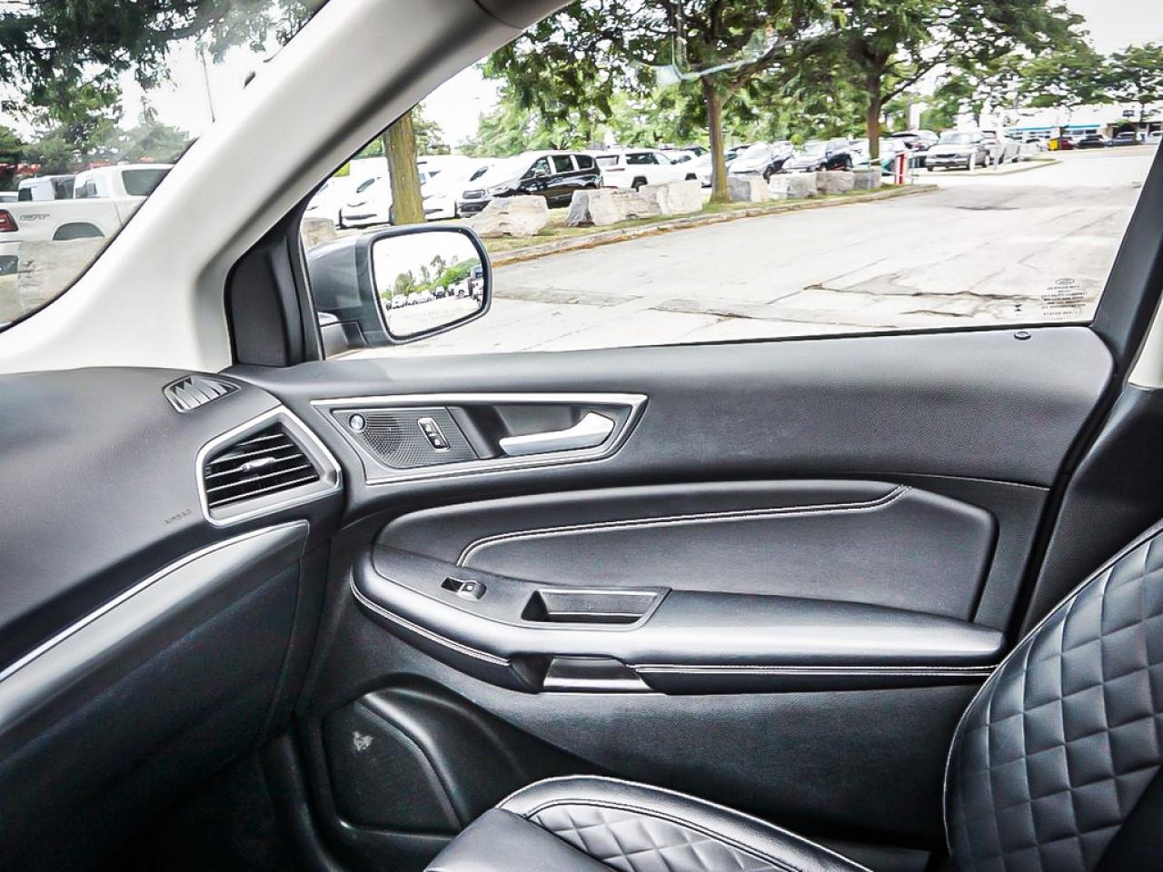 2023 Ford Edge  Photo