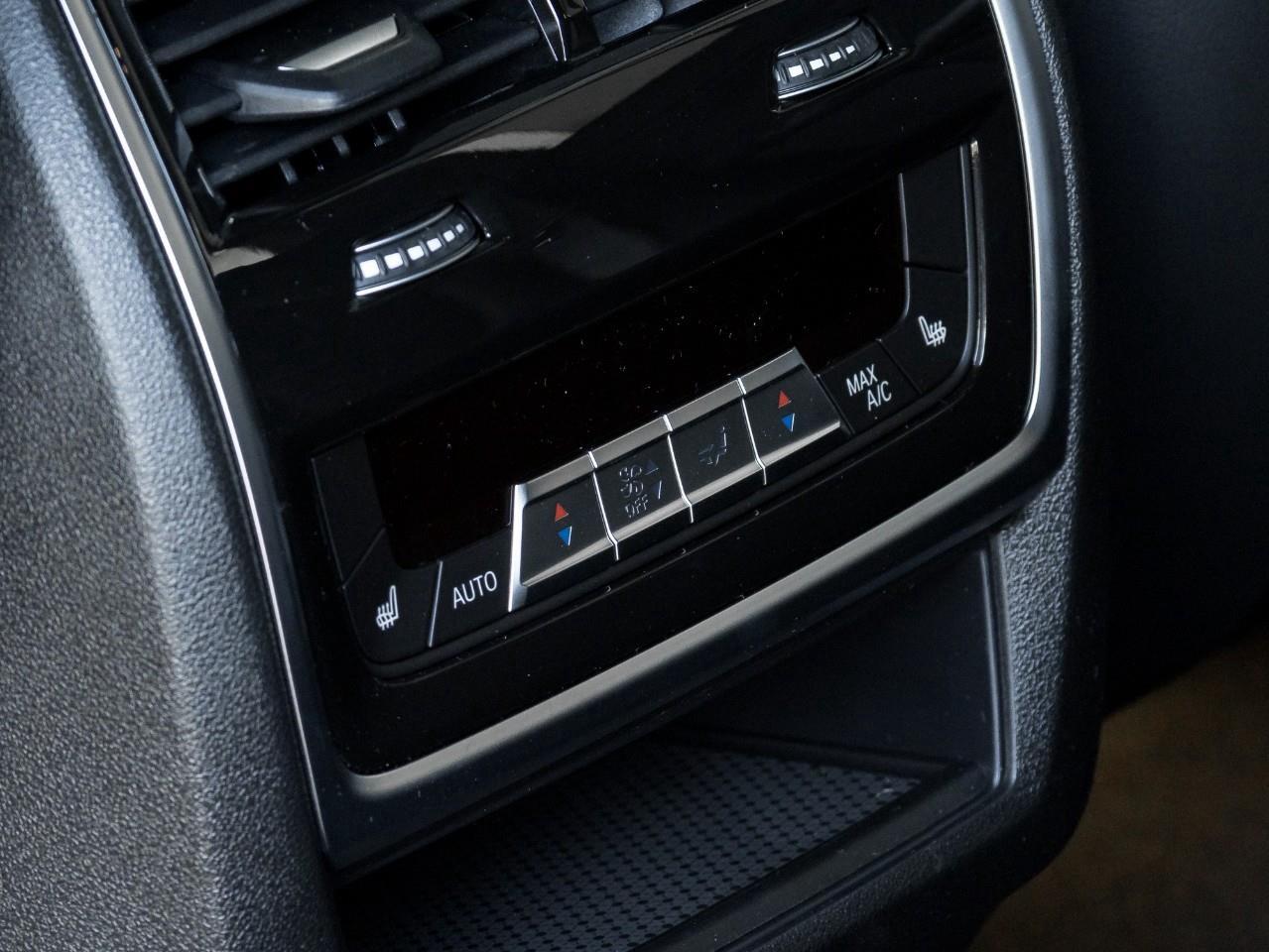 2025 BMW X5 PHEV xDrive50e 4dr All-Wheel Drive Sports Activity Vehicle Photo