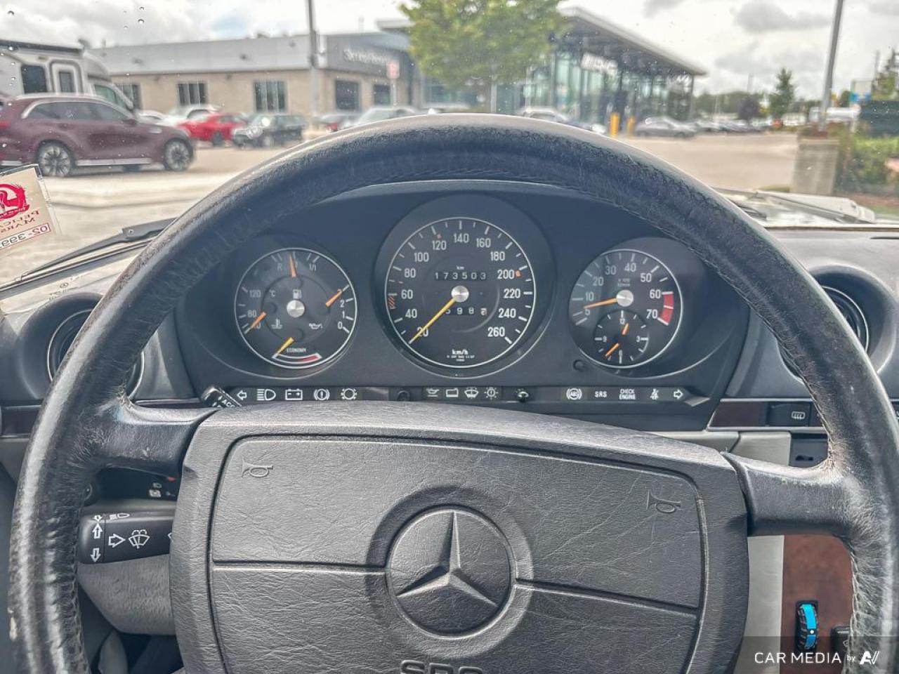 1989 Mercedes-Benz 560SL  Photo