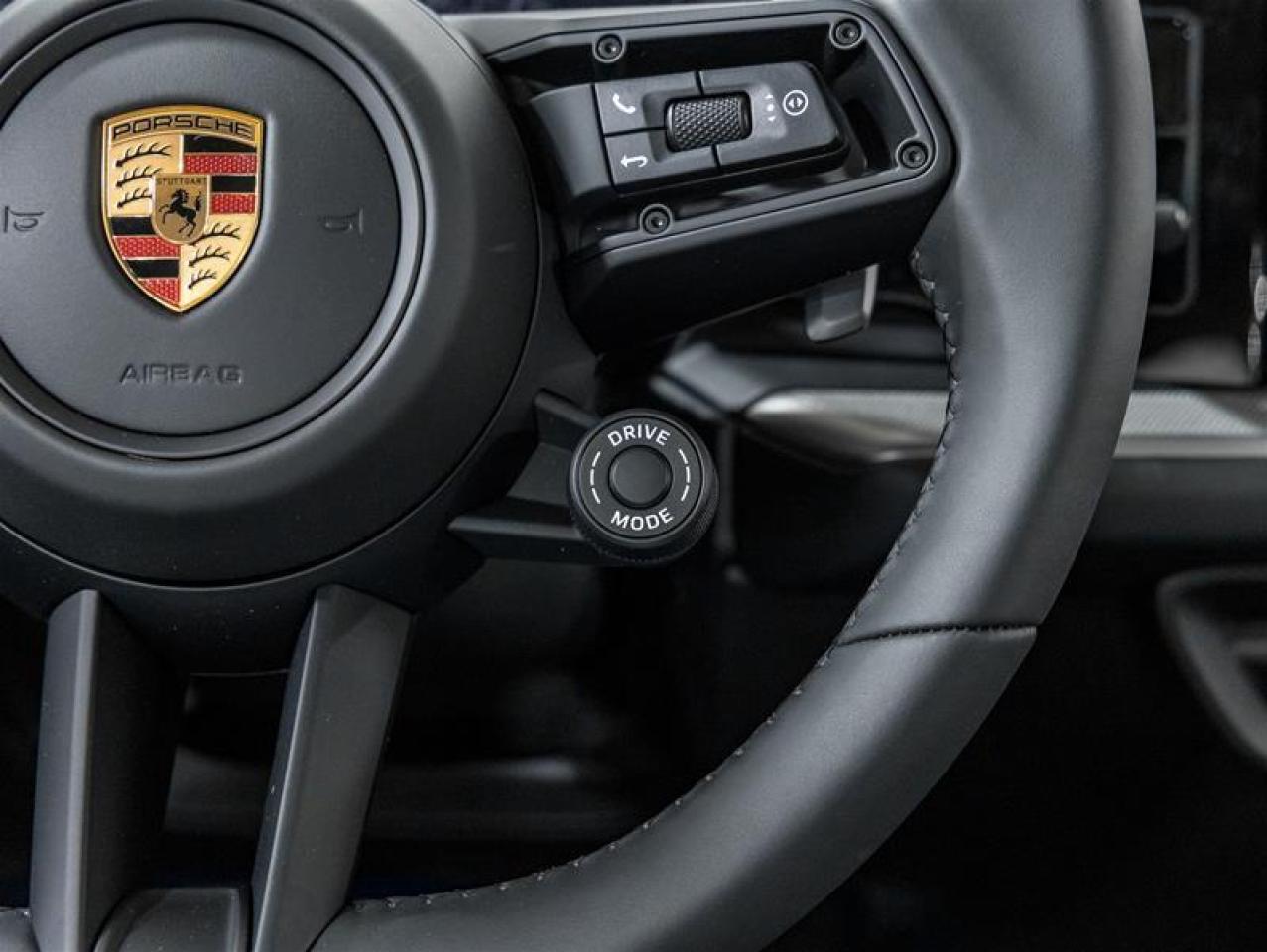 2025 Porsche Cayenne  Photo