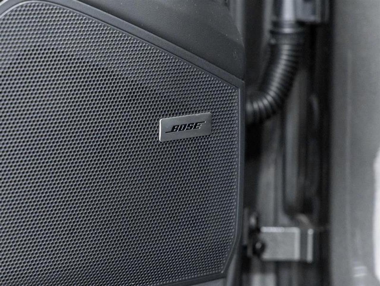 2025 Porsche Cayenne  Photo