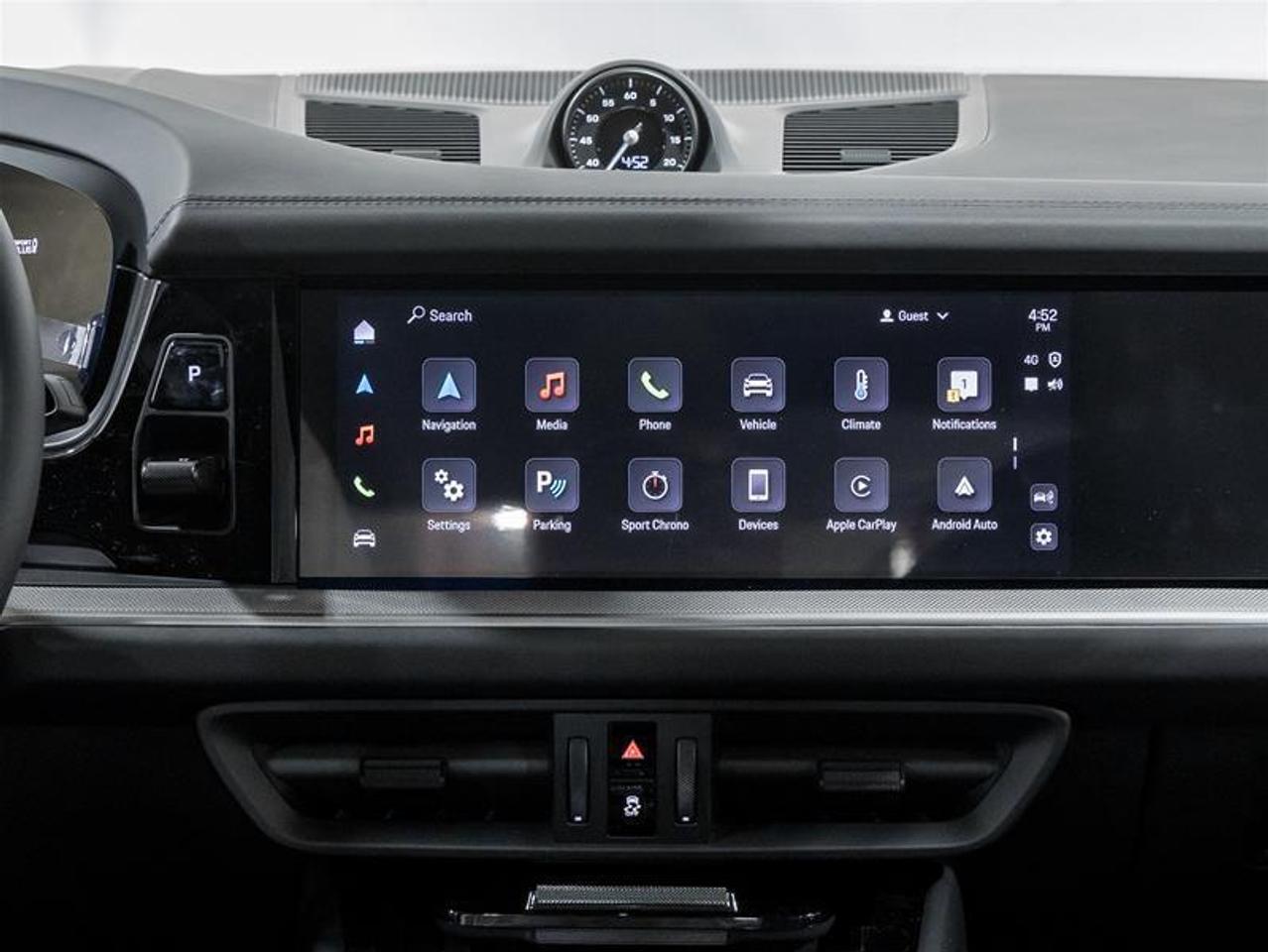 2025 Porsche Cayenne  Photo