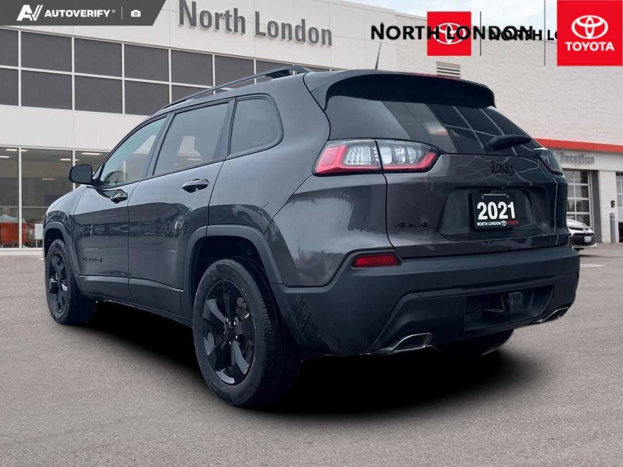 2021 Jeep Cherokee Altitude 4dr 4x4 Photo3