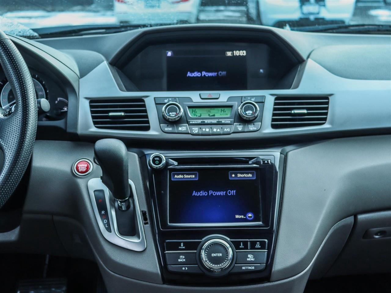 2017 Honda Odyssey EX (A6) Passenger Van Photo