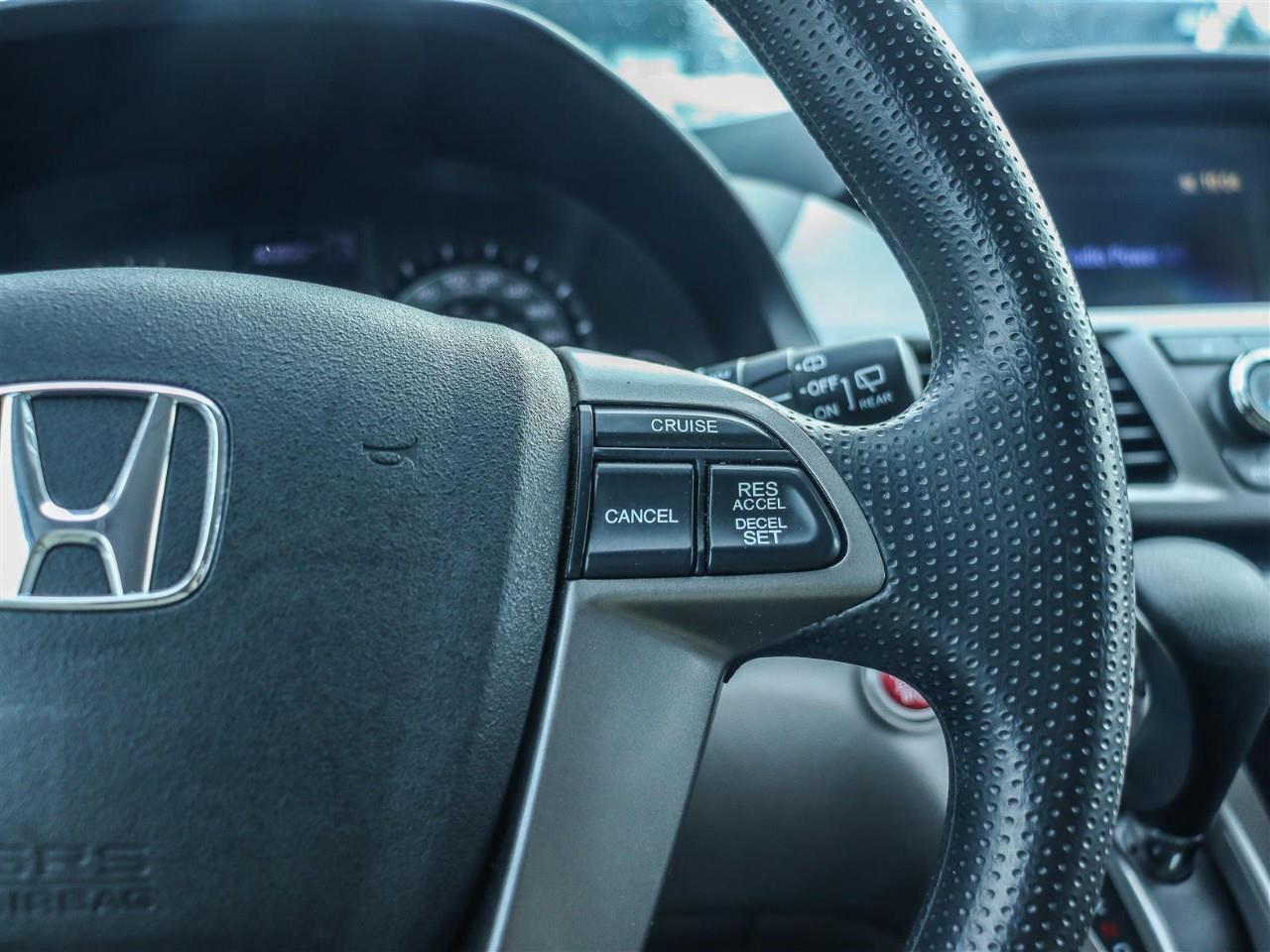 2017 Honda Odyssey EX (A6) Passenger Van Photo