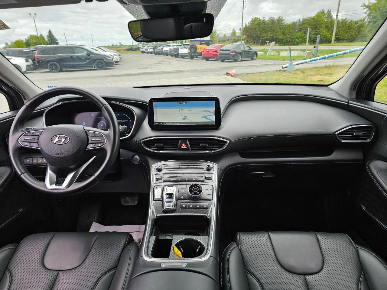 2023 Hyundai Santa Fe HEV Luxury 4dr All-Wheel Drive Photo