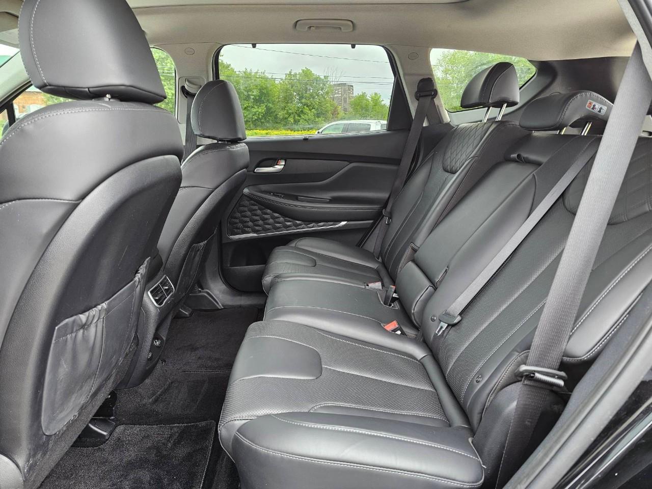 2023 Hyundai Santa Fe HEV Luxury 4dr All-Wheel Drive Photo