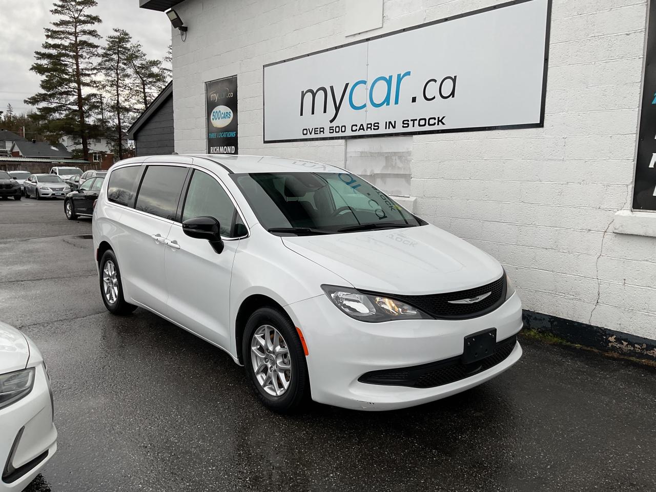 2024 Chrysler Grand Caravan SXT Front-Wheel Drive Passenger Van Photo0