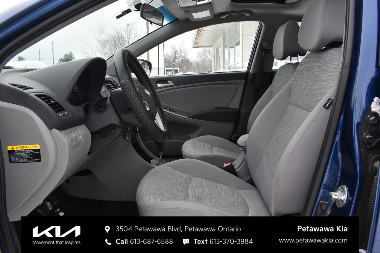 2017 Hyundai Accent SE (A6) 4dr Sedan Photo