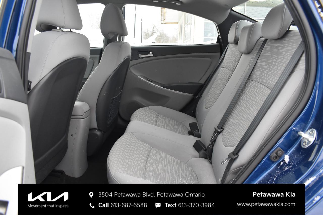 2017 Hyundai Accent SE (A6) 4dr Sedan Photo