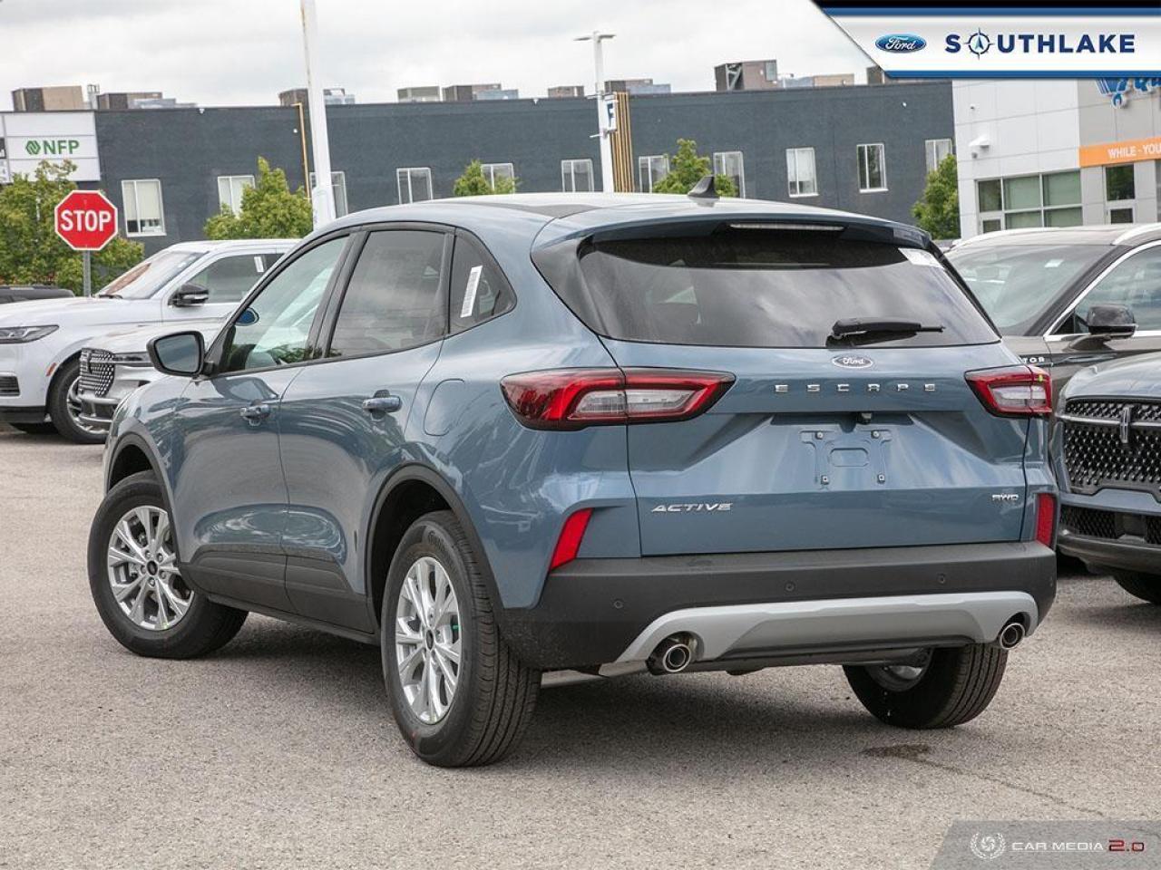 2025 Ford Escape Active 4dr All-Wheel Drive Photo3