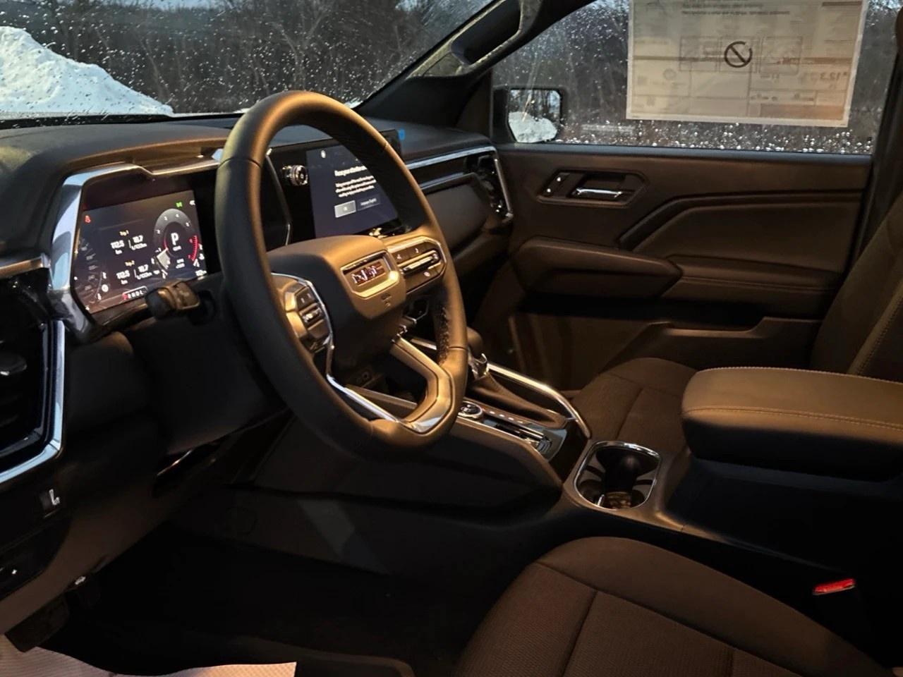 2026 GMC Canyon Crew Cab Short Box 4-Wheel Drive Elevation Photo