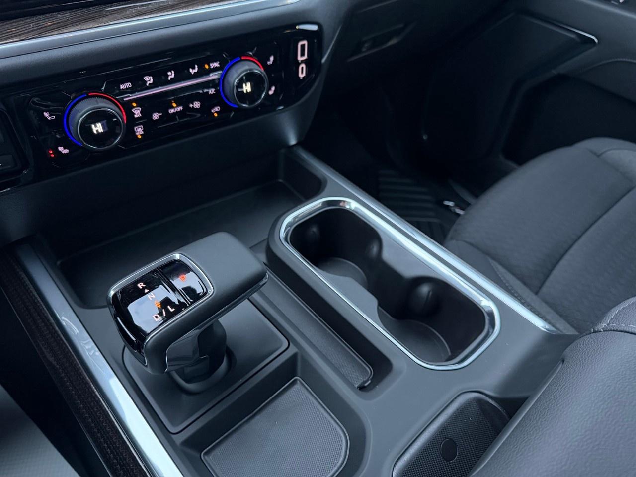 2026 Chevrolet Silverado 1500 Crew Cab Short Box 4-Wheel Drive LT Photo