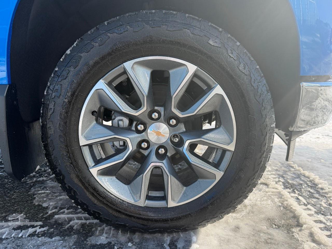 2026 Chevrolet Silverado 1500 Crew Cab Short Box 4-Wheel Drive LT Photo