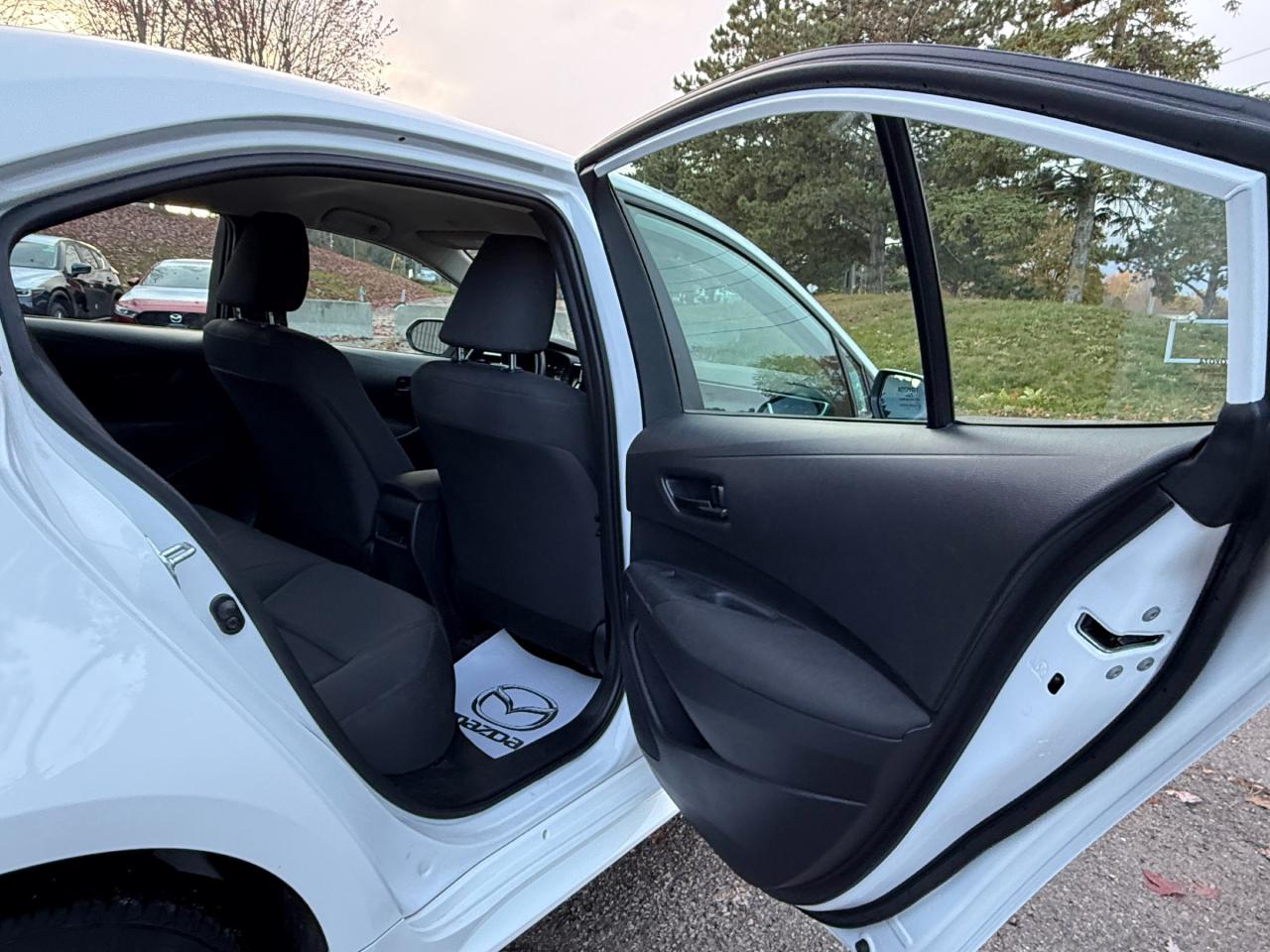 2024 Toyota Corolla LE 4DR SEDAN Photo