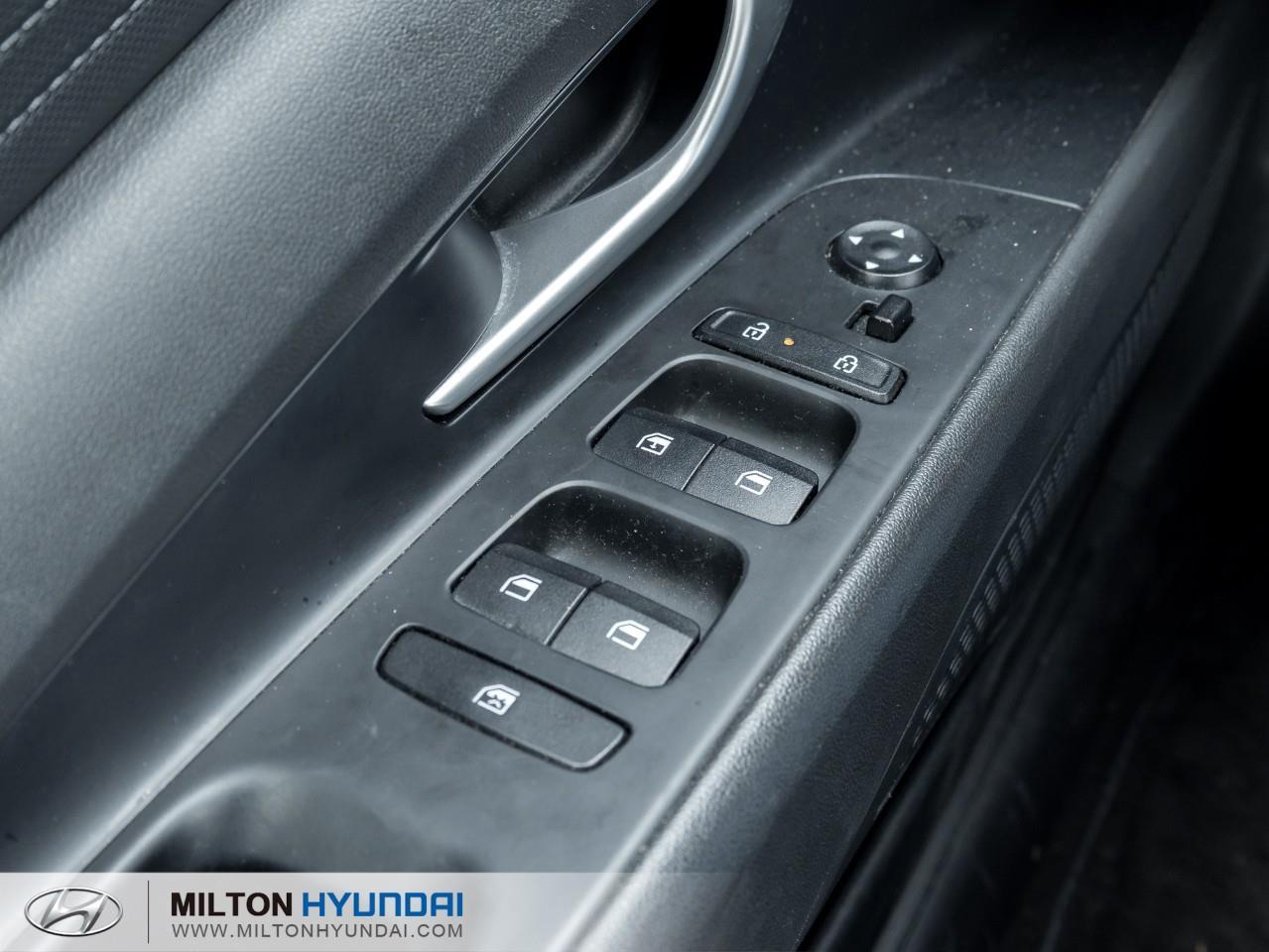 2024 Hyundai Elantra  Photo