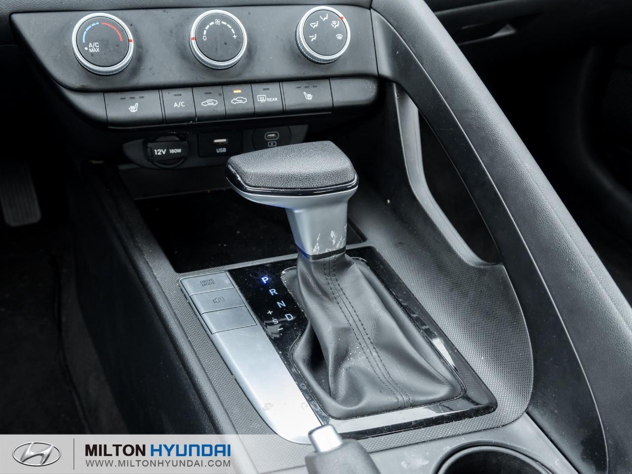 2024 Hyundai Elantra  Photo