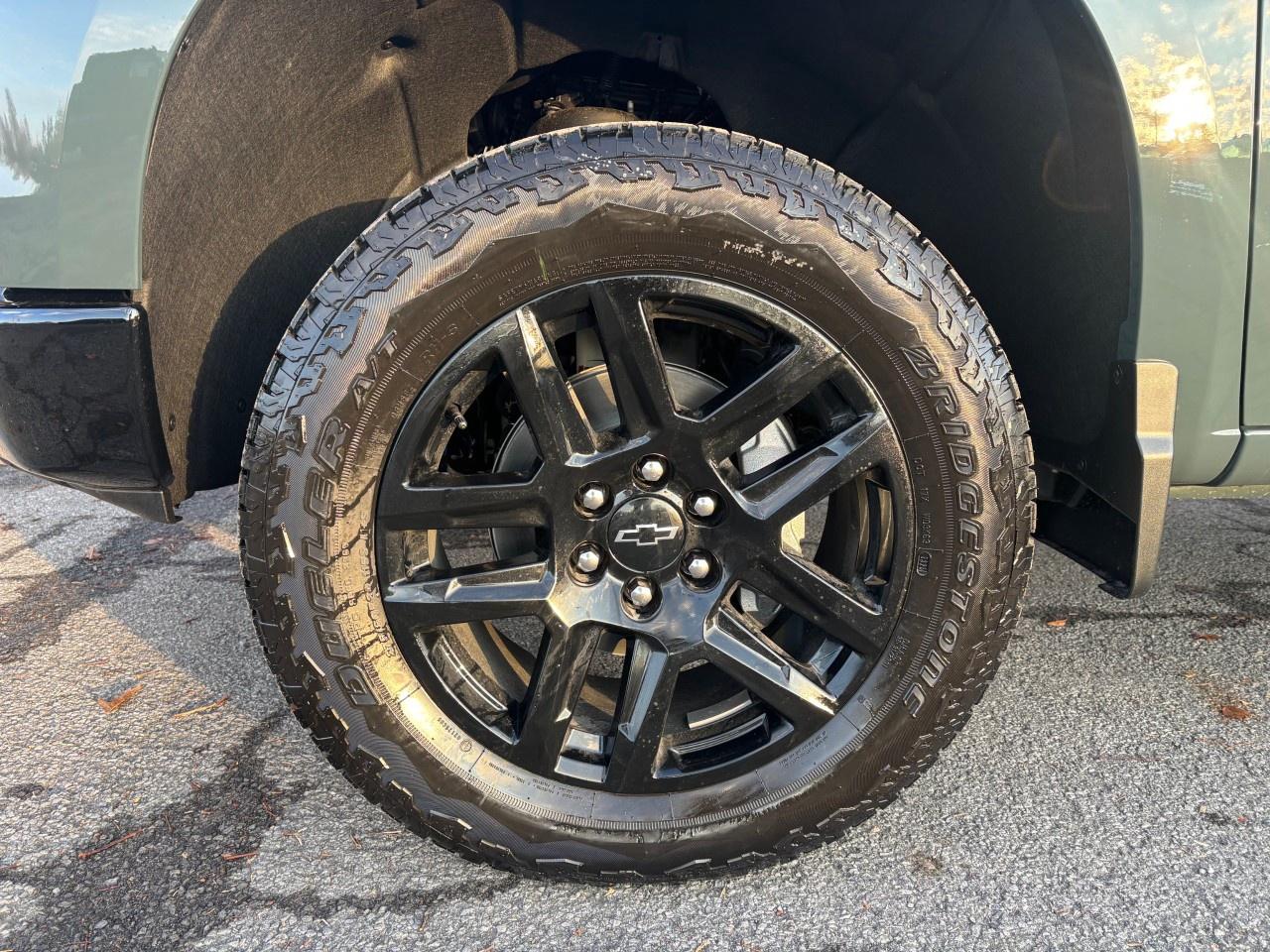 2026 Chevrolet Silverado 1500 Crew Cab Standard Box 4-Wheel Drive LT Trail Boss Photo