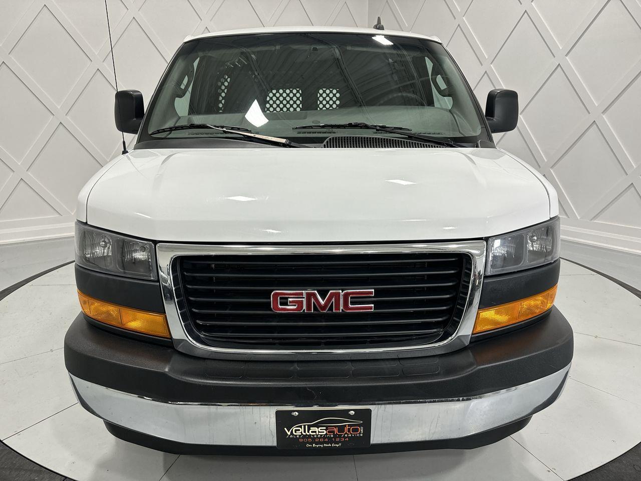 2021 GMC Savana 2500  Photo